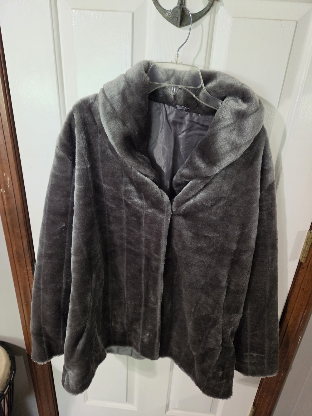 Women's Plush Faux Fur Coat - Gray